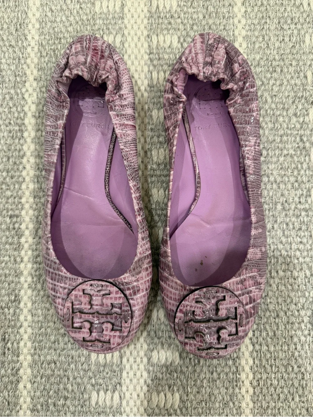 Tory Burch Size 6 Lilac Leather Logo Ballet Flats